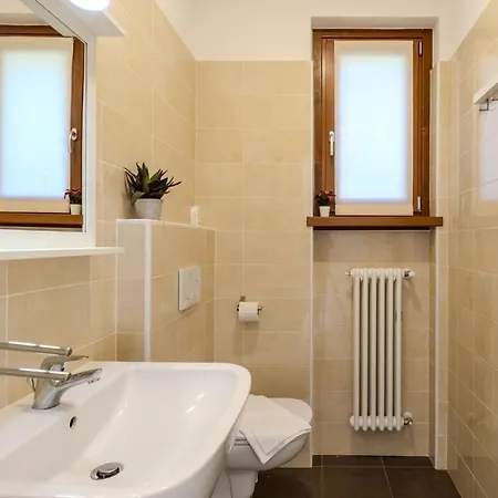 Semesterbostad Risi By Interhome *