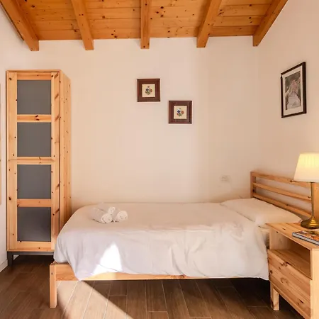 Semesterbostad Risi By Interhome